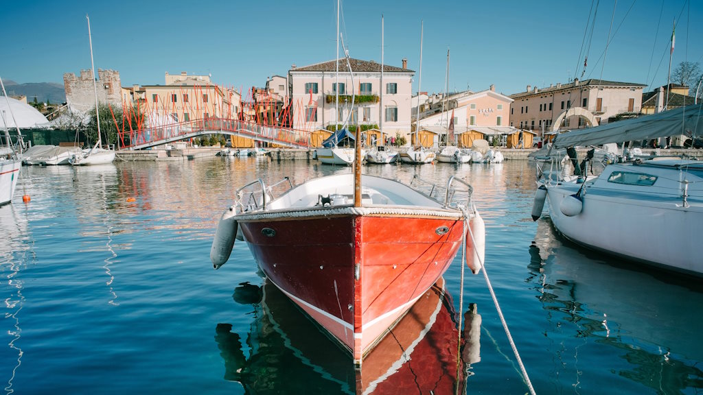 Hafen von Bardolino für Markt in Bardolino