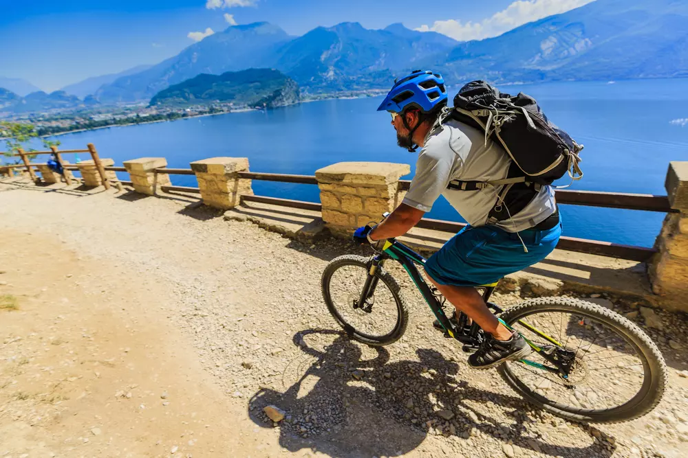 Gardasee mit dem E-Bike entdecken