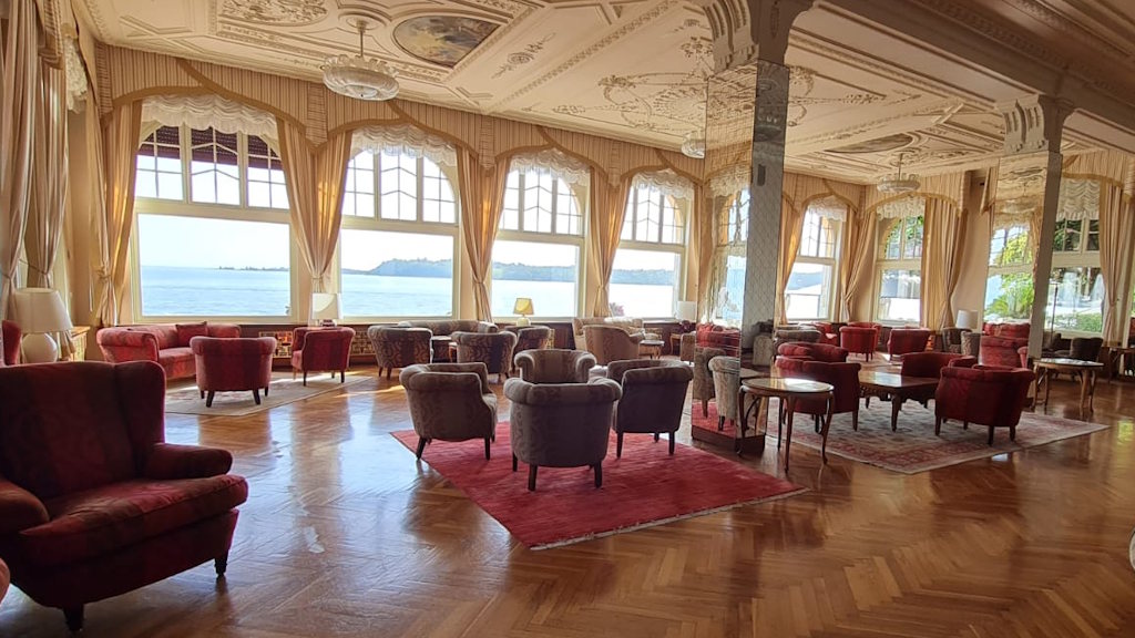 Ein Hotel-Salon als perfekte Hochzeitslocation am Gardasee